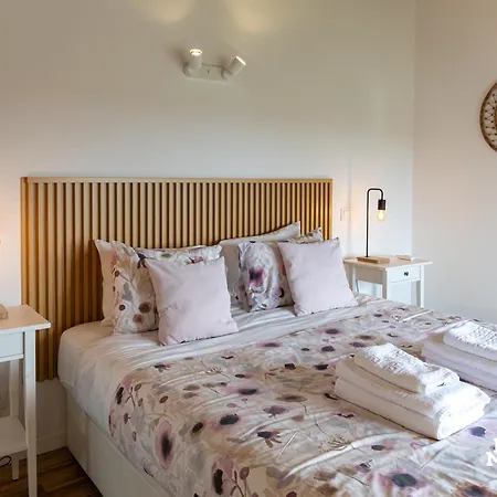 Photography House By Pontanegraazores *