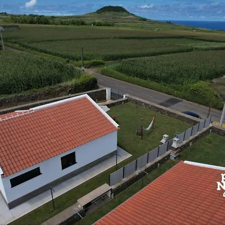 Photography House By Pontanegraazores بيت للعطل *