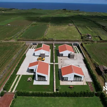 بيت للعطل Photography House By Pontanegraazores