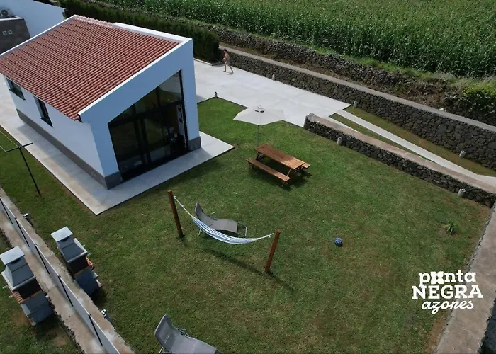 Photography House By Pontanegraazores Altares